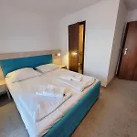 U Tomasza 3*