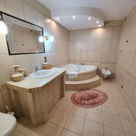 U Tomasza Bed & Breakfast 3*